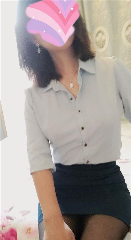 纯兼职的长腿御姐文静