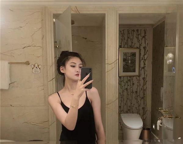 望京学生妹丽丽