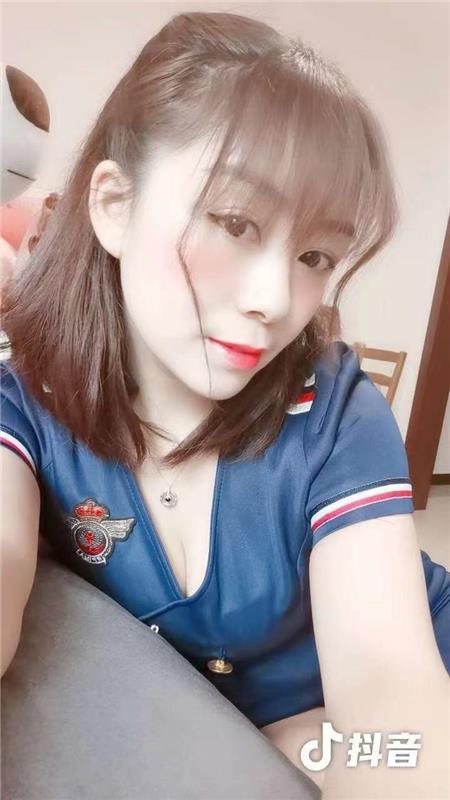 广渠门附件 身材很好的妹子