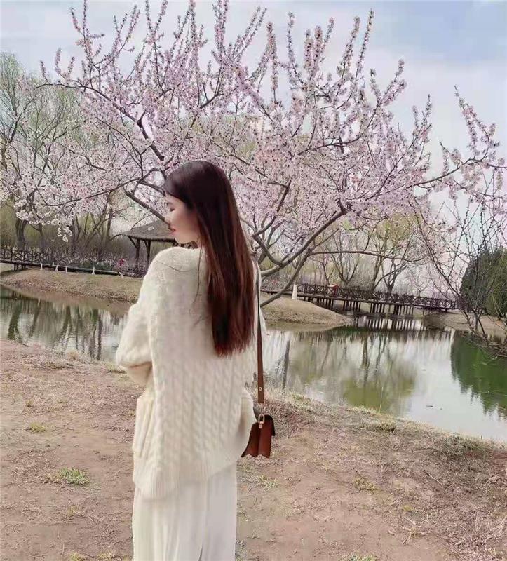 高新嫩妹，森森