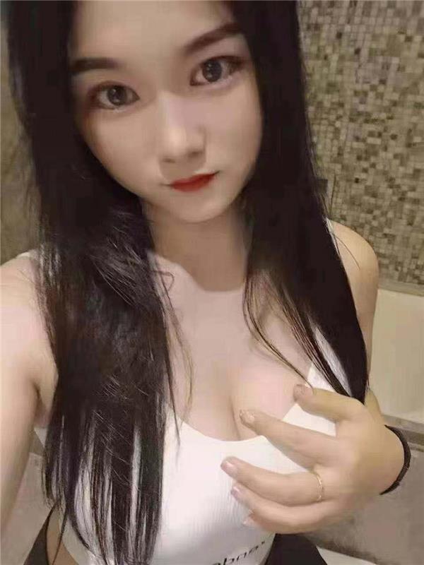 深圳制服诱惑若隐若的闲闲