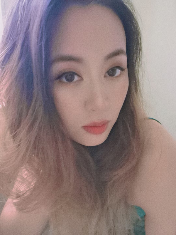 东营少妇含情脉脉