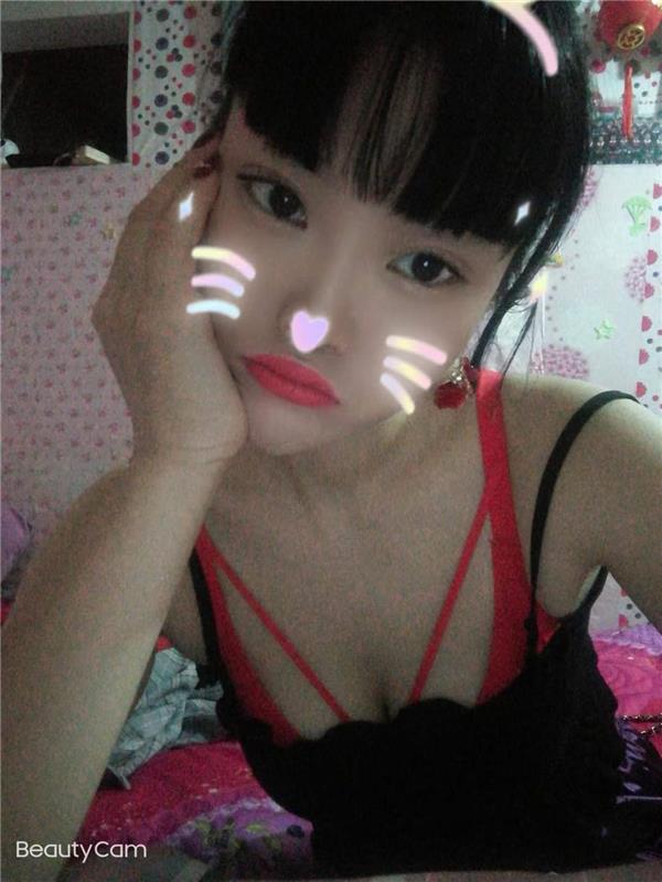 吴江馒头b朵朵