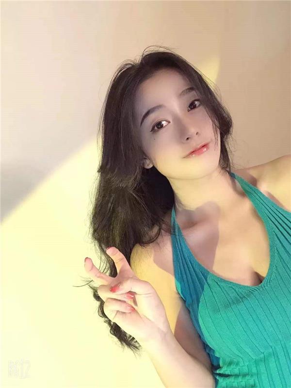  西湖区 98年年轻小姐姐