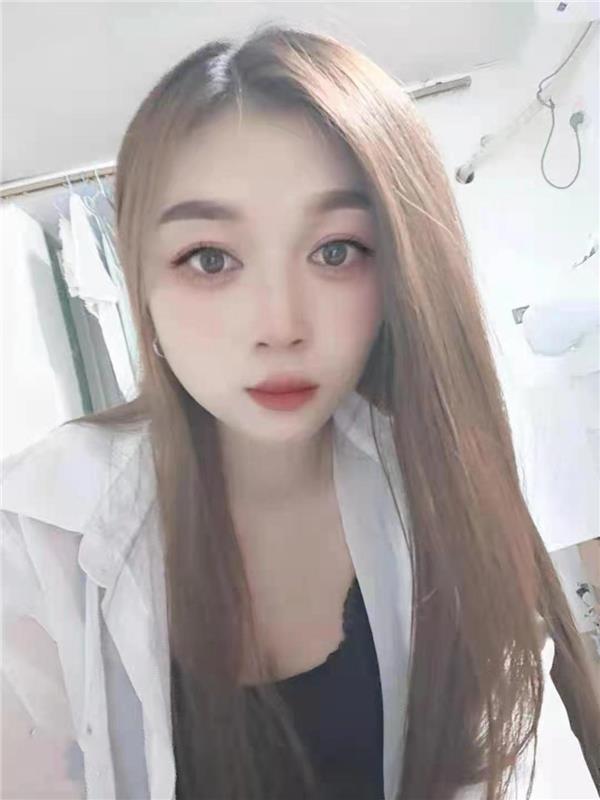 龙华区 民治大润发附近 服务还不错的性感少妇