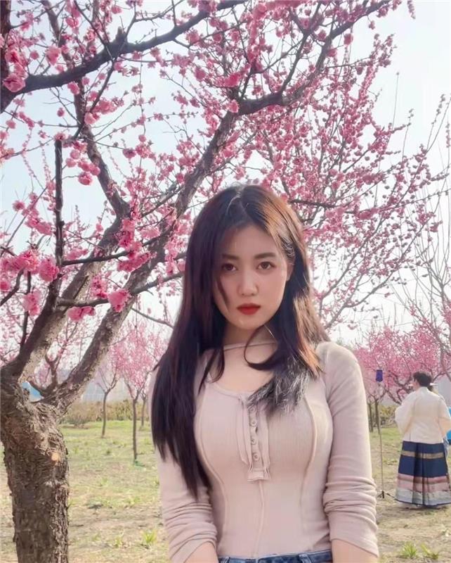 二刷服务型保定妹子