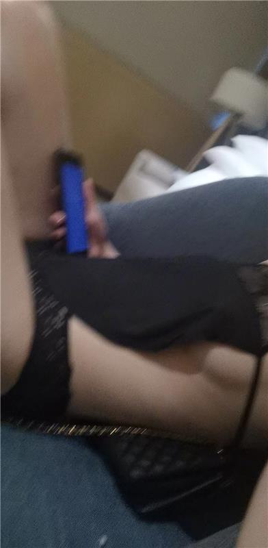 态度超级好。自带丝袜见人