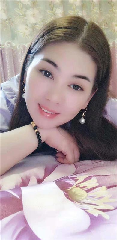 雨花区湘府路与五陵路交汇处附近很骚的大胸少妇一枚