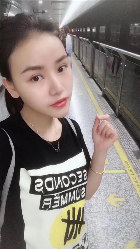 大胸兼职妹妹kouhuo真爽