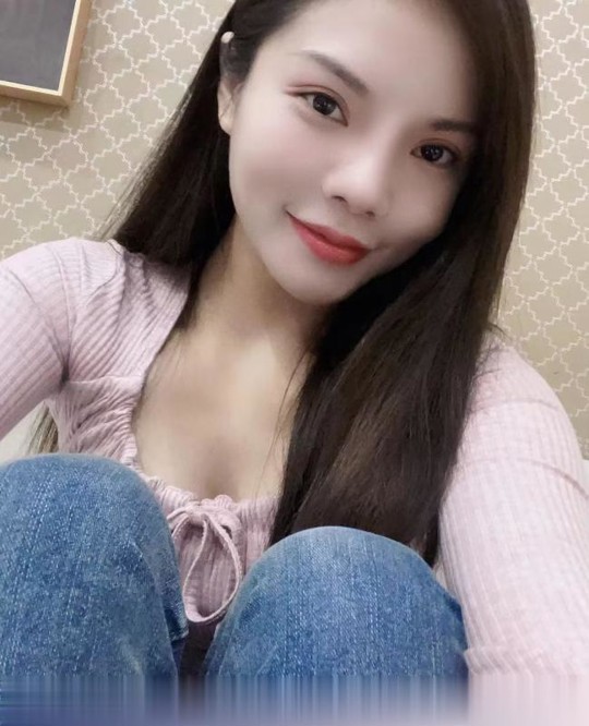 像Lisa的金瑶儿