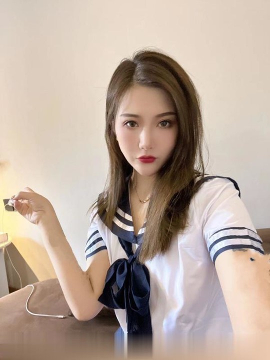 体验嫩妹小惠妍