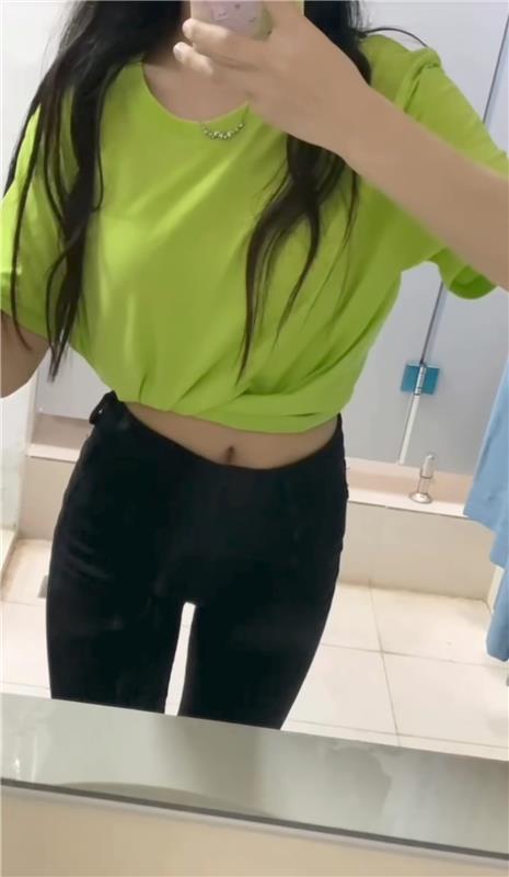 六安真实小妹年轻身材棒