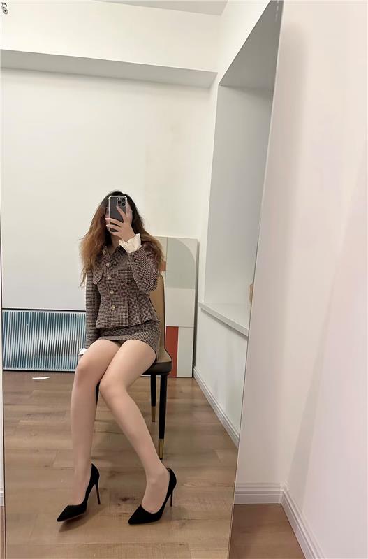 气质少妇很舒服