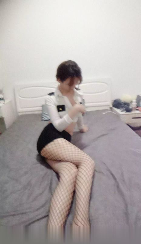 黑丝网袜长腿多多