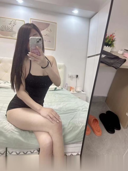 美腿美臀小情人小云