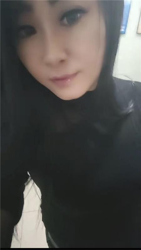 威海经区两刷少妇