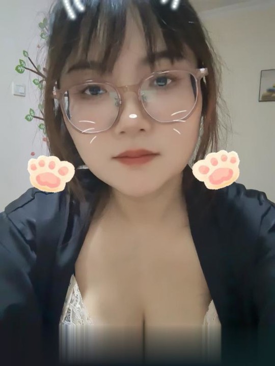 合肥眼睛妹回来了