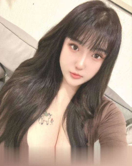 番禺美胸丰满妹子玲珑