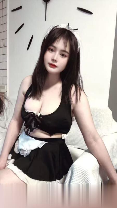 浦东丰满大胸妹丹妮