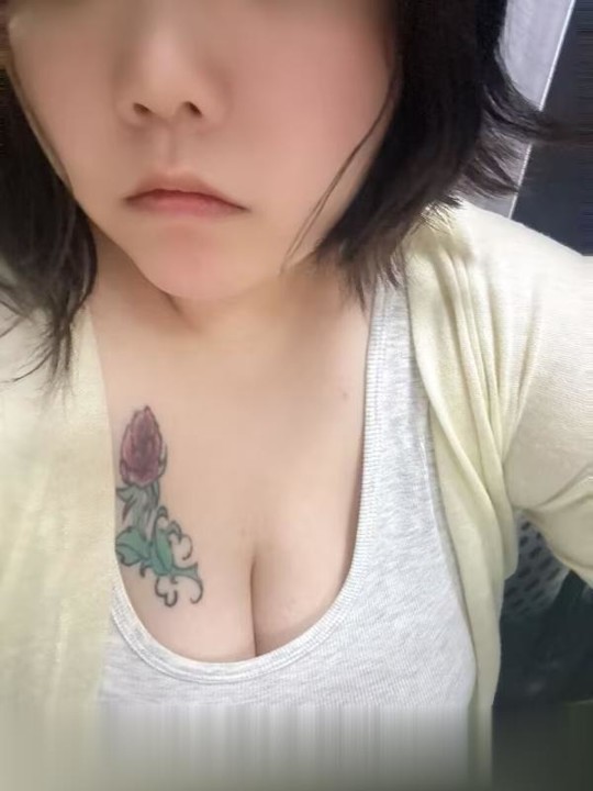 浦东大奶年轻小坦克