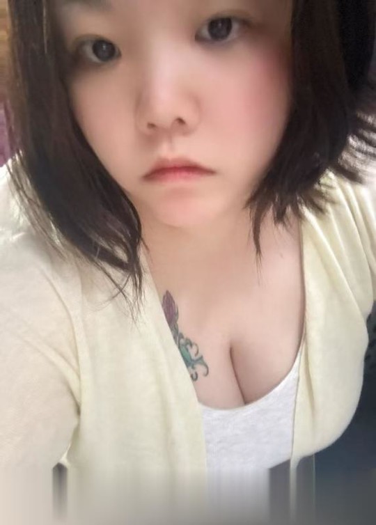 浦东大奶年轻小坦克