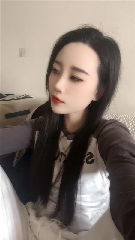 昕昕妹子娇小可爱