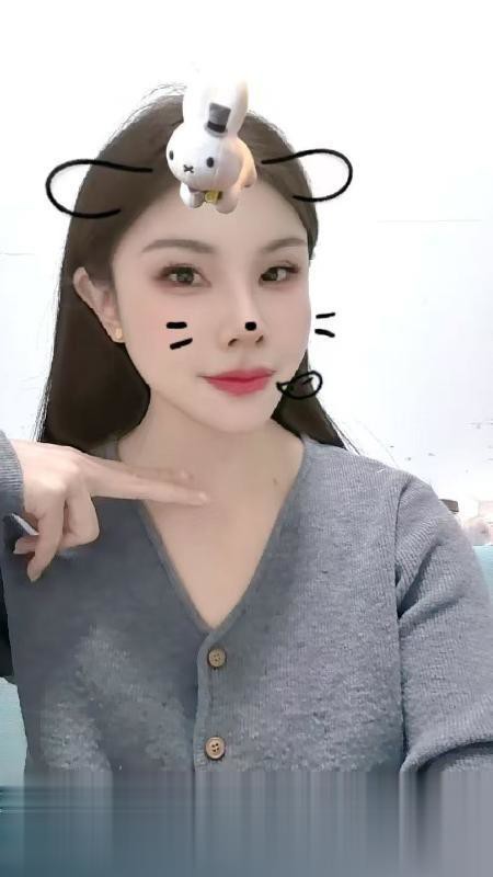 很有女友感的波波