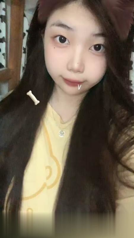 童颜巨乳bbw