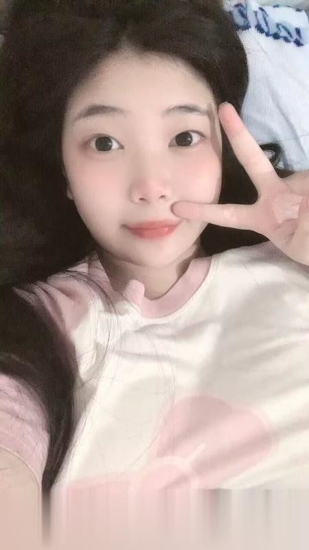 童颜巨乳bbw