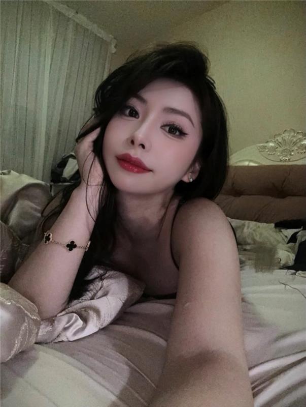 金水女护骚妇