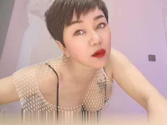 原奥林短发风骚技师