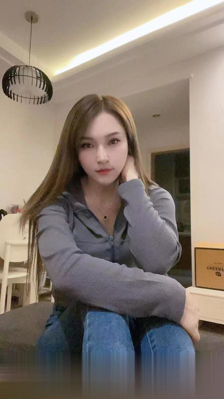 观音桥欣儿小美女