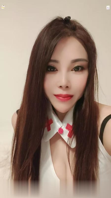 四川皮肤白貌美骚货