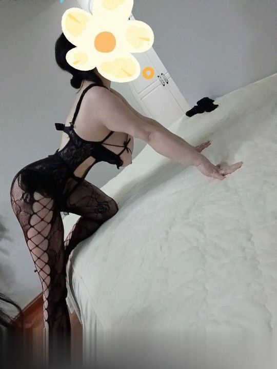 天心区巨乳少妇