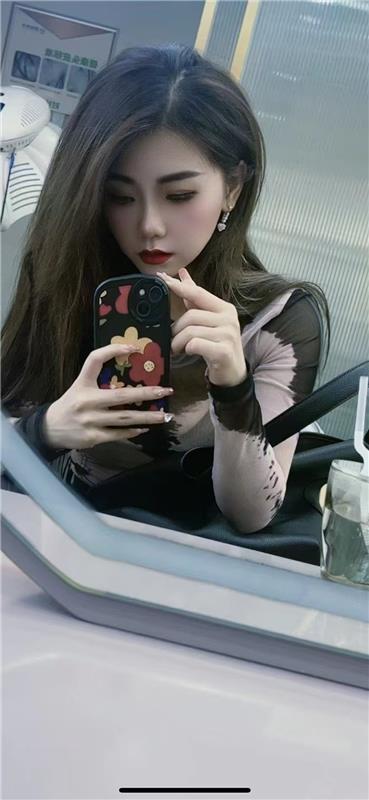 农民工消费的起的高档小姐姐