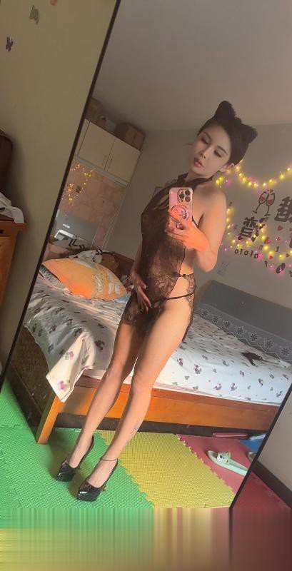 胜太路潼潼小姐姐