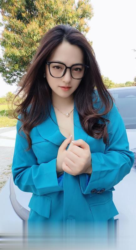 越秀熟女眼镜姐姐