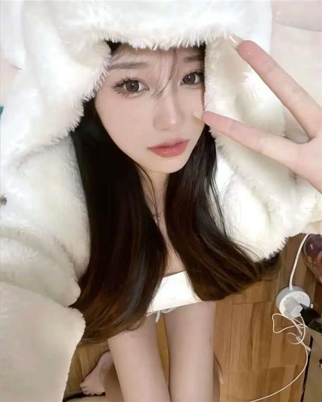 武侯嫩妹子果果