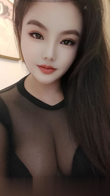 蛇吻服务型大奶大臀