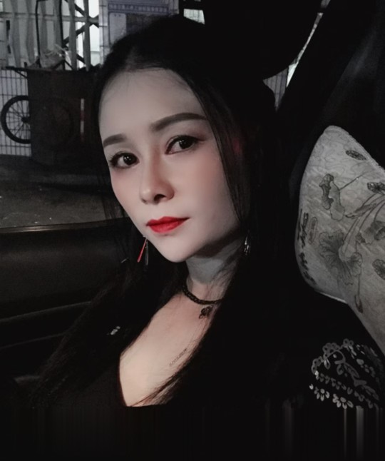 北辰黑丝少妇体验