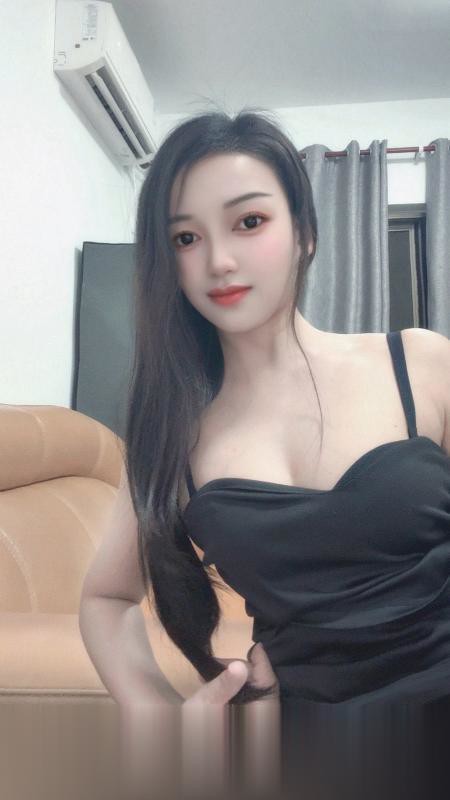 白云梅花园娇娇