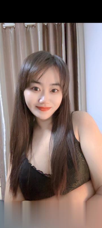 西苑大胸萌妹子