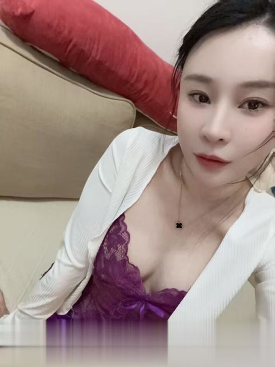 白云小颜..