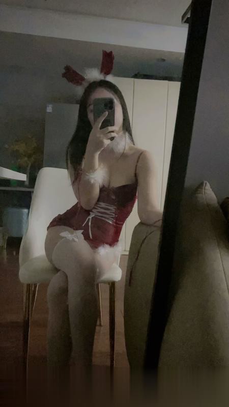 青羊肤白少妇沁儿