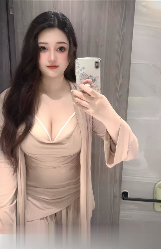 微胖型巨乳妹赵灵儿