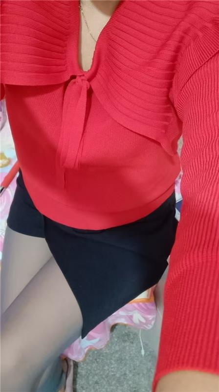 风韵迷人的素人小嫂子