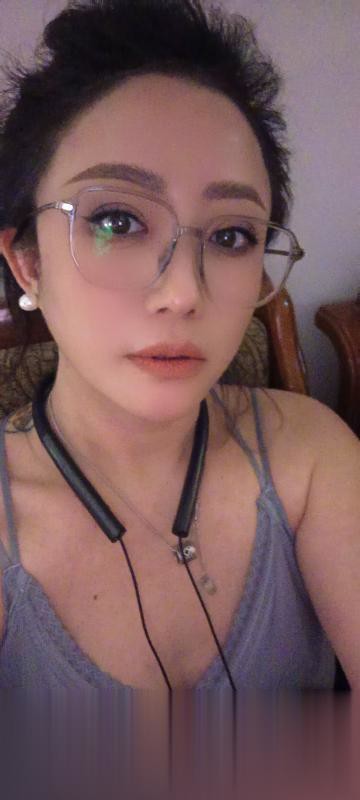 大胸萌萌..