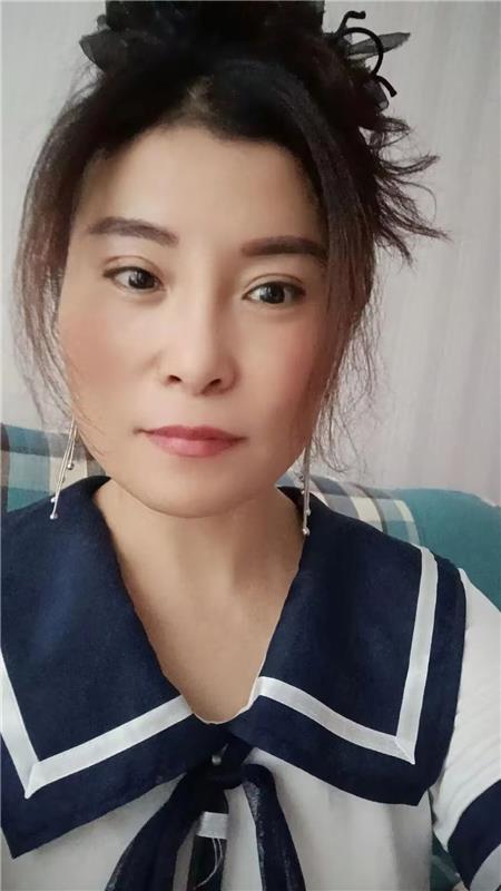 玩的很开三通熟妇
