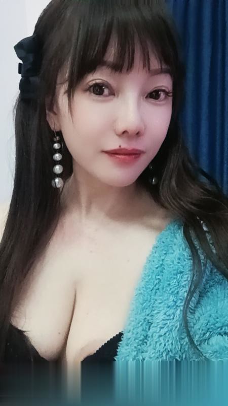 挺有感觉的熟女