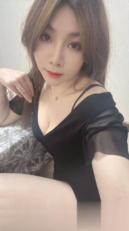 朝阳泄火妩媚菲菲